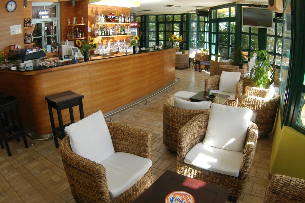 Hotel Risnjak Delnice Exterior photo
